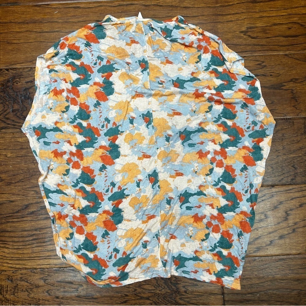 Akemi + Kin Anthropologie Camo oversized top - Picture 8 of 8